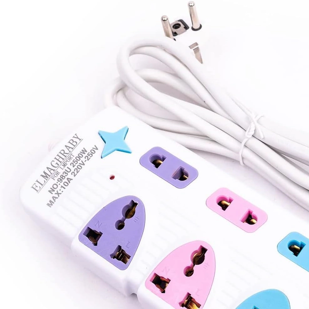 مشترك نجمة 5 عين-3 مشترك كهرباء نجمة بالاضافة الي عد 2 مدخل USB للشحن مع مفتاح قفل وفتح / كبل 2 متر (5 مداخل منهم 2 مدخل ثلاثي) | RoxyStore