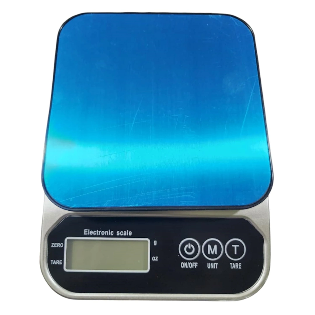 Modern Square Kitchen Scale-1 Digital Kitchen Scale with LCD Display, Mini Electronic Food Scale, Plastic | RoxyStore